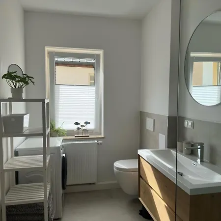 Modernes Mitten In Appartement *